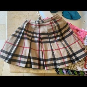 Burberry skirt .
